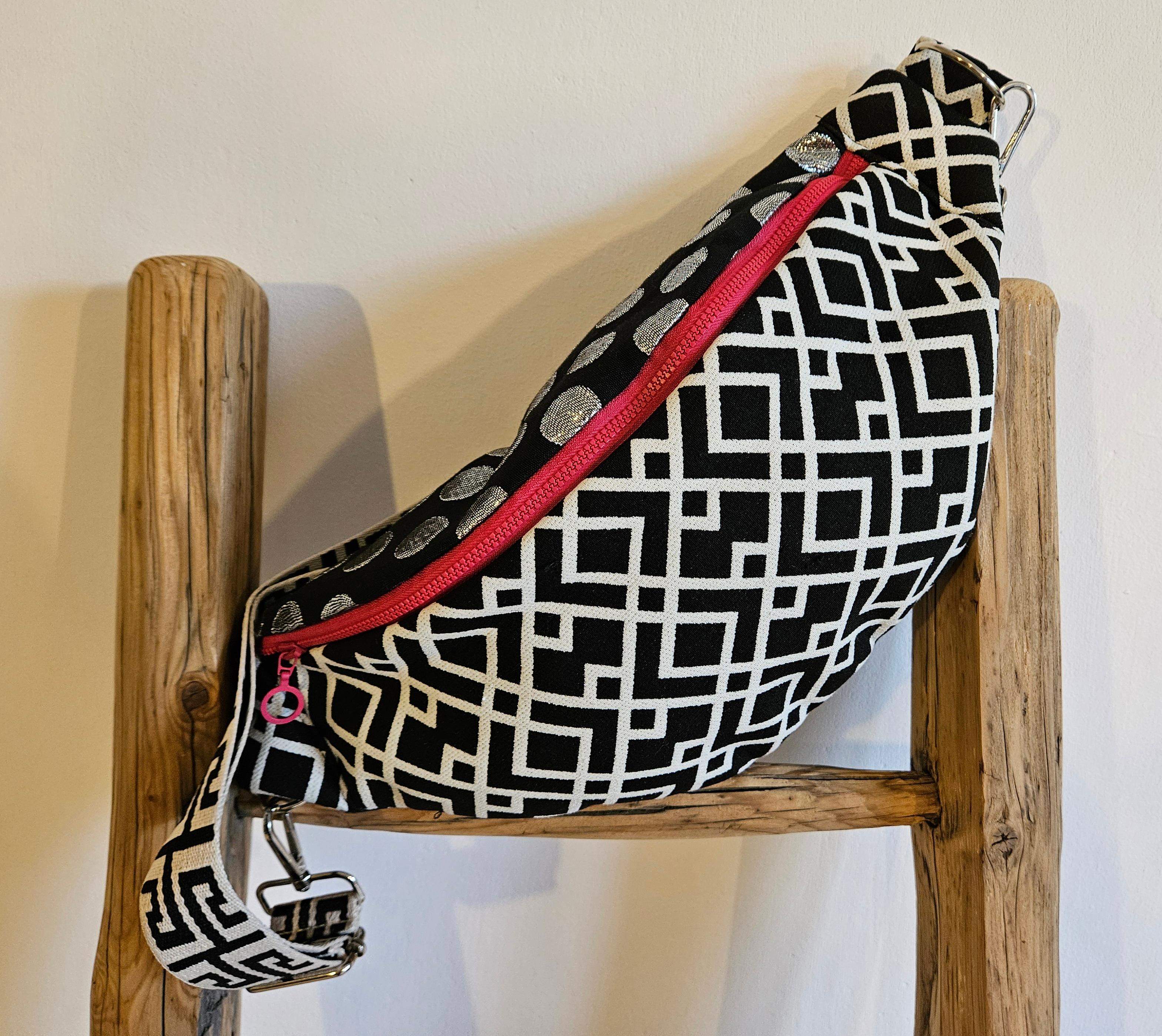 Nerka duża kropki-kreski 0