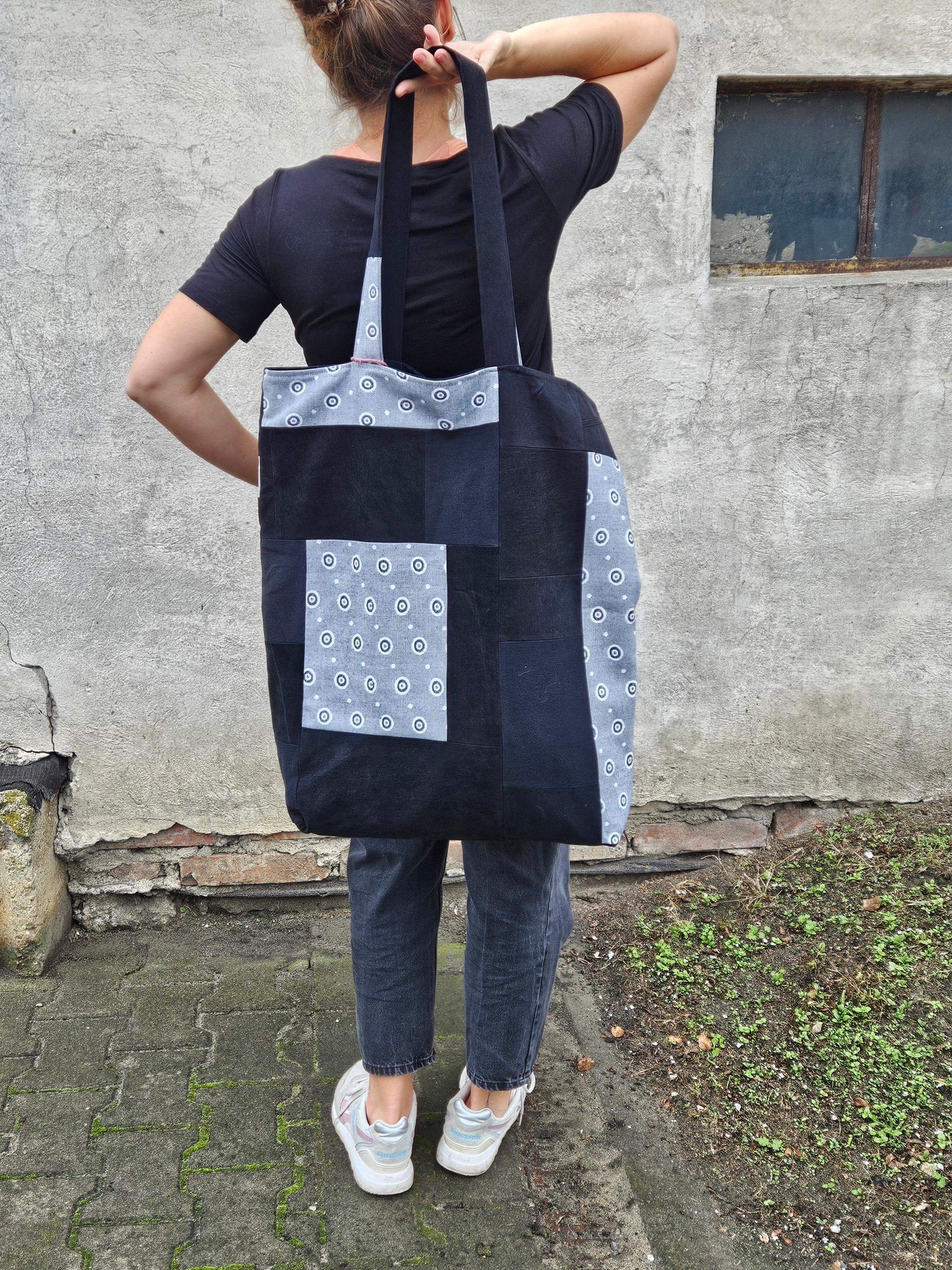 Torba king size czarna kółka 5