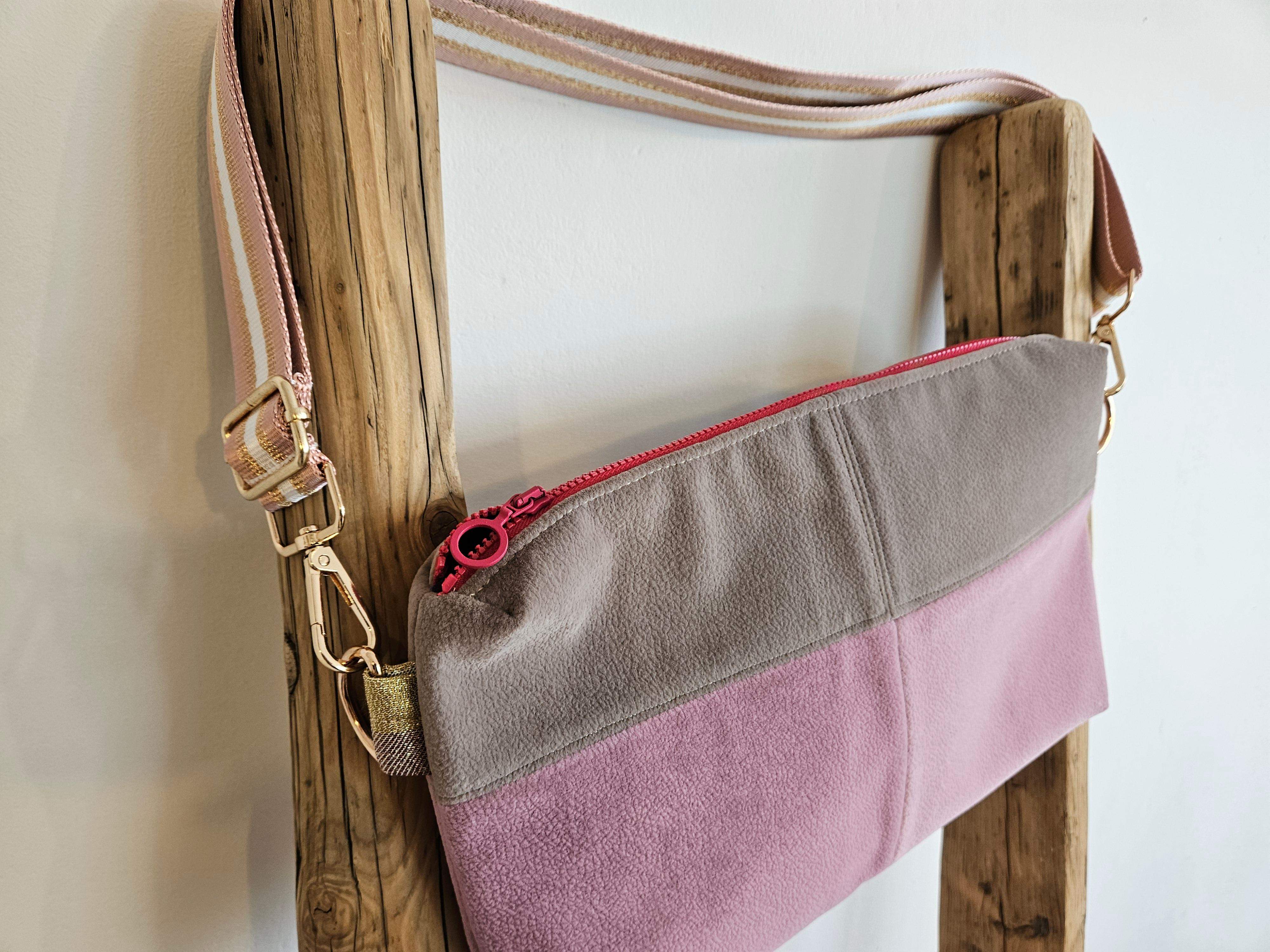 Torebka pudrowy-brąz 2