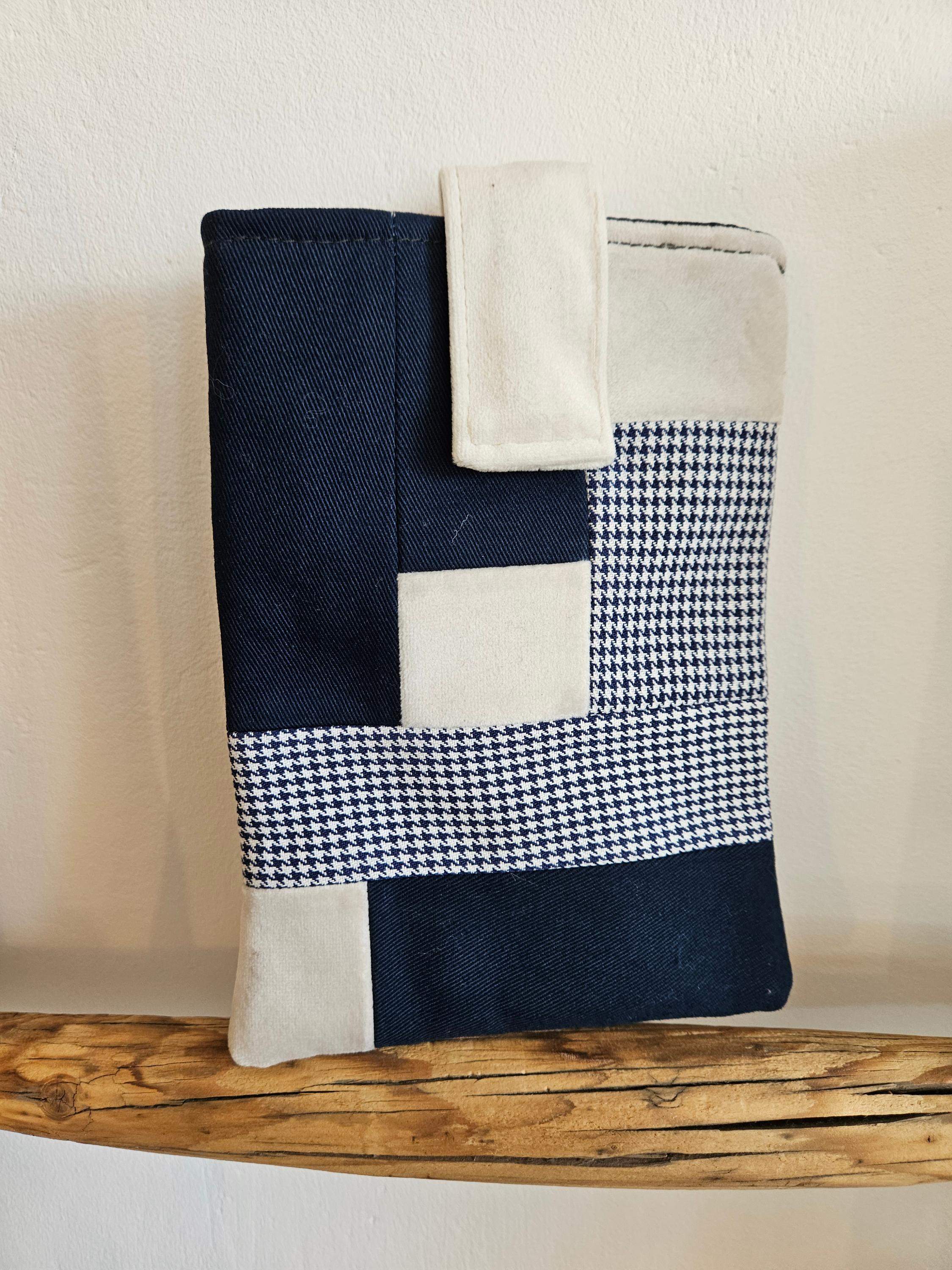 Etui na paszport granat-pepitka 0