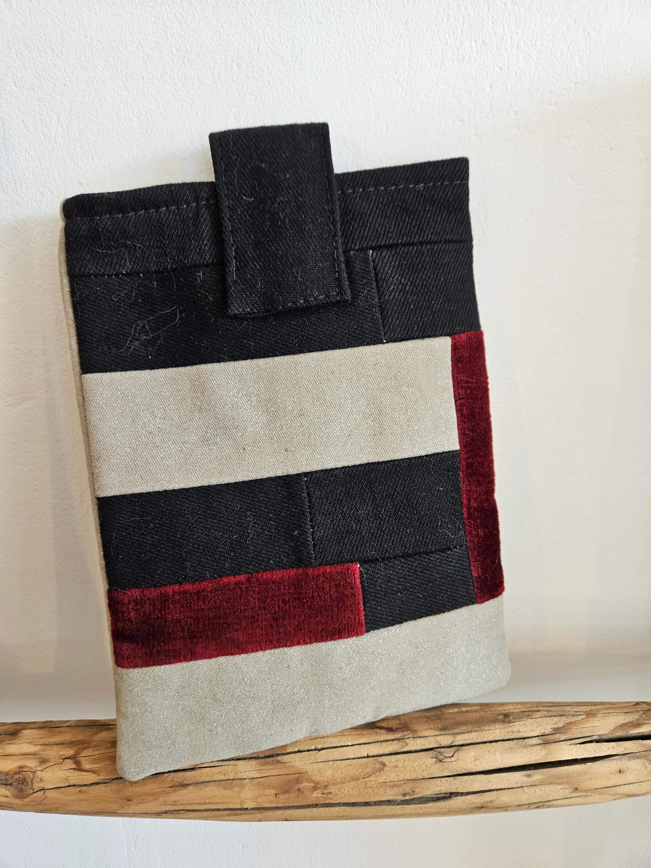 Etui na paszport czarny-bordo 0