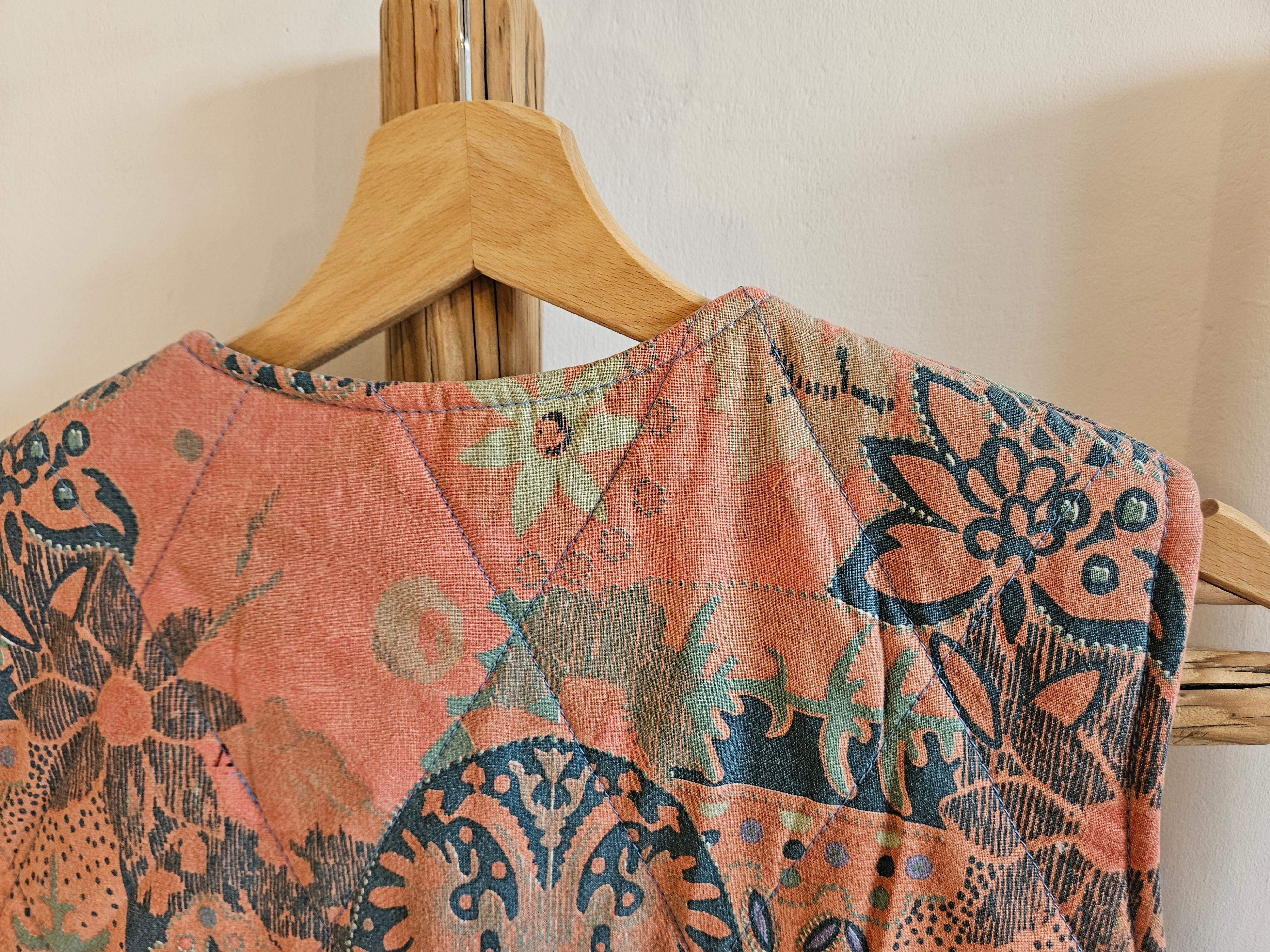 Kamizelka brzoskwinia 2