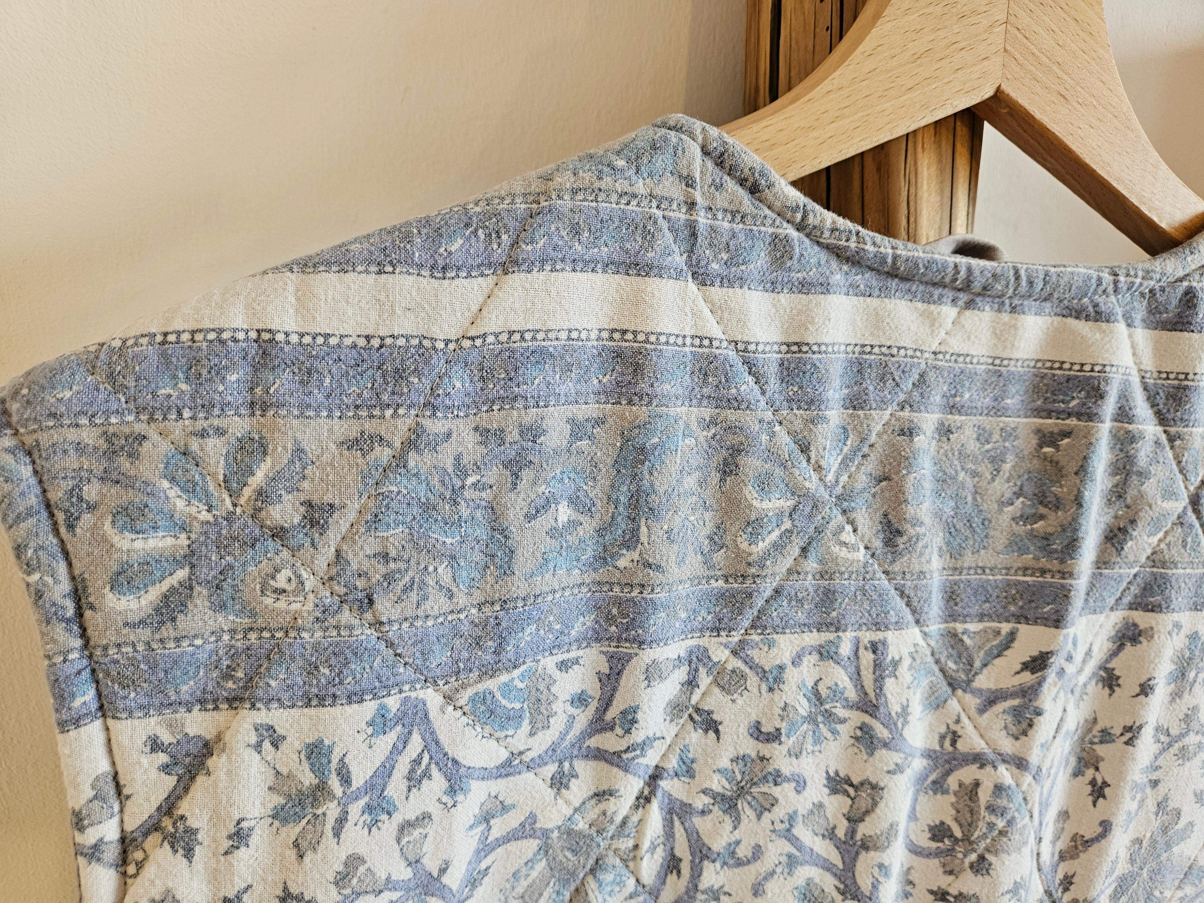 Kamizelka błękit-biel 3