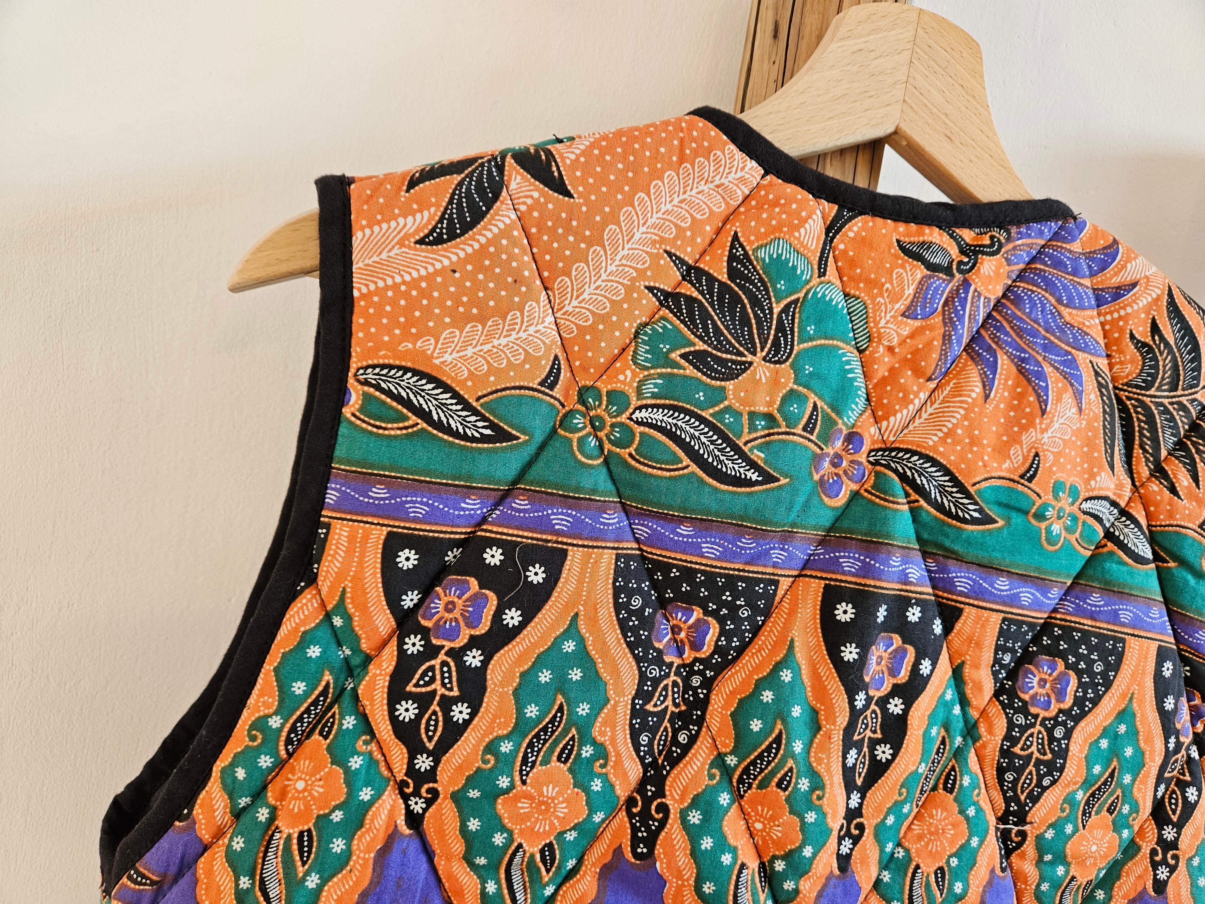 Kamizelka tropiki nocą 3