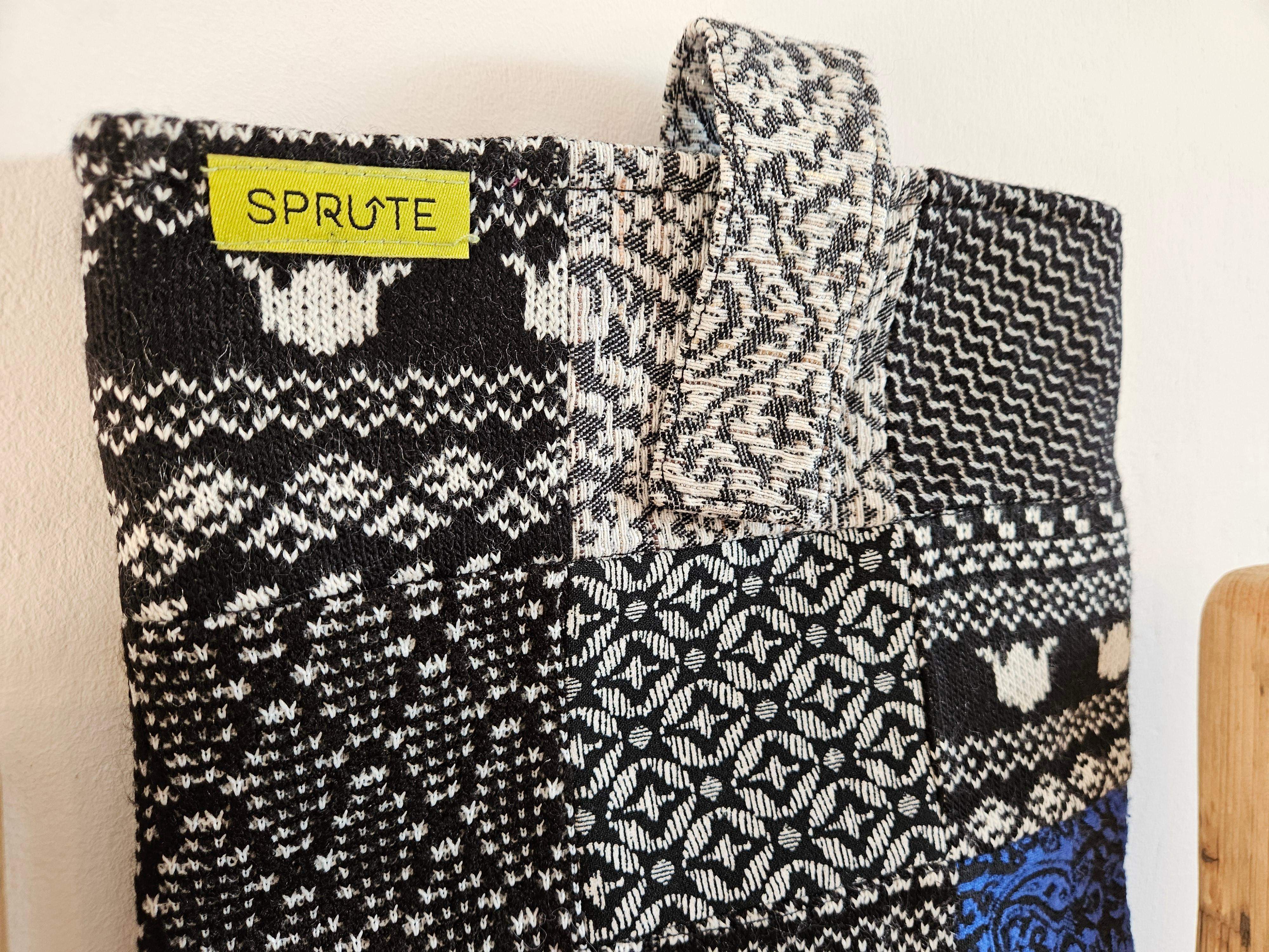 Etui na laptop/tablet sweterek 2