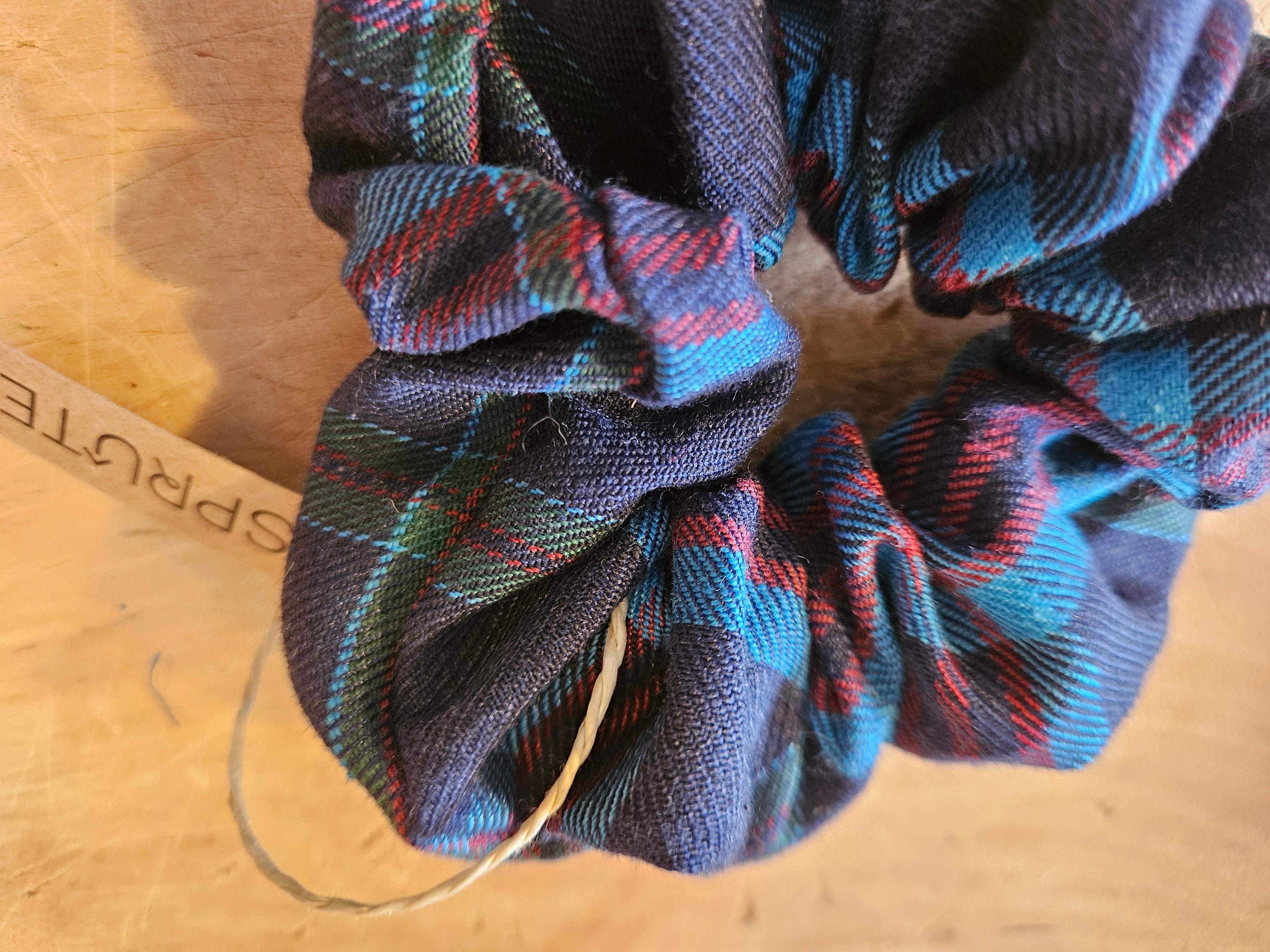 Gumka krata ciemna 1