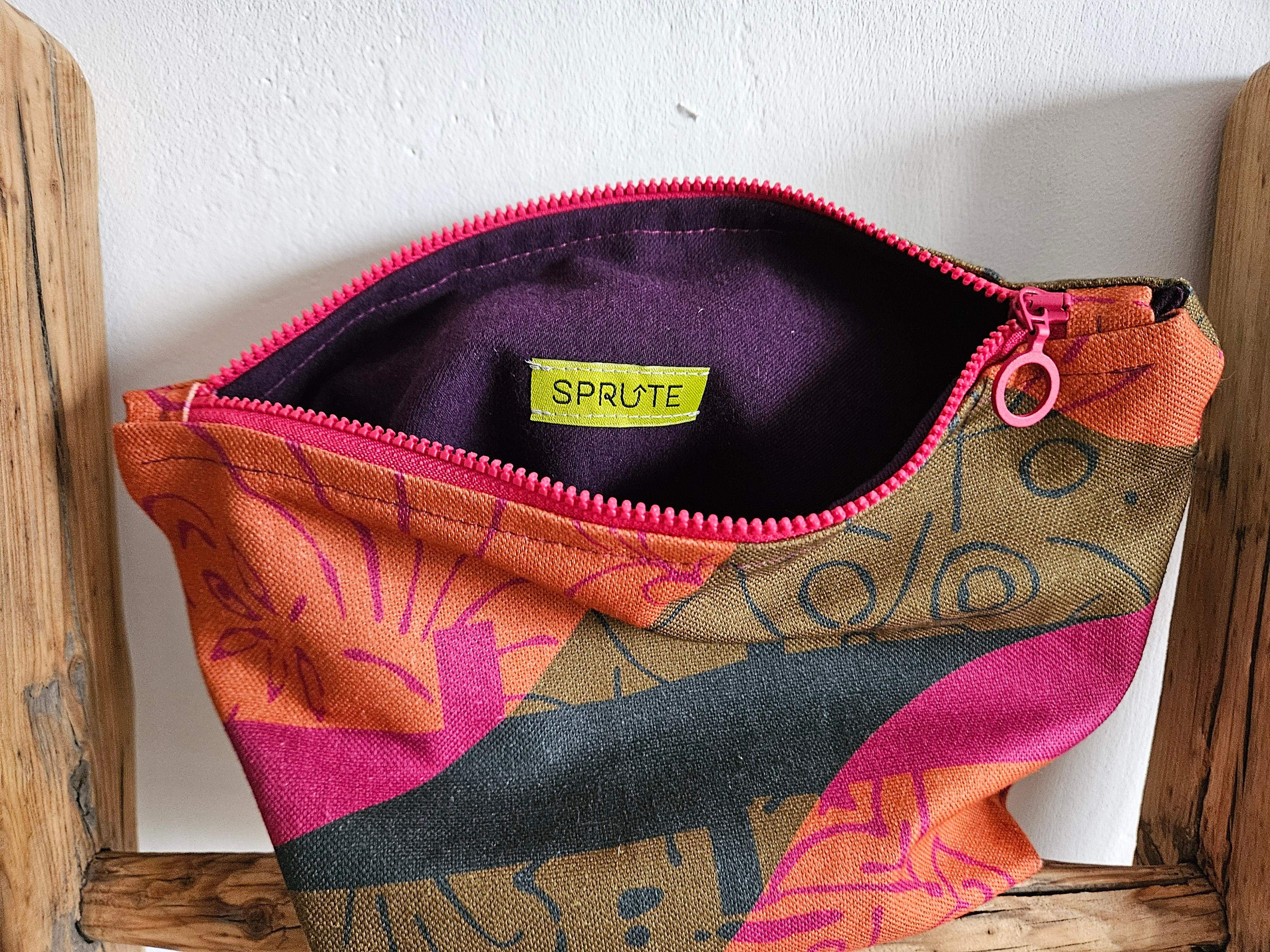 Kosmetyczka kolorowa 2