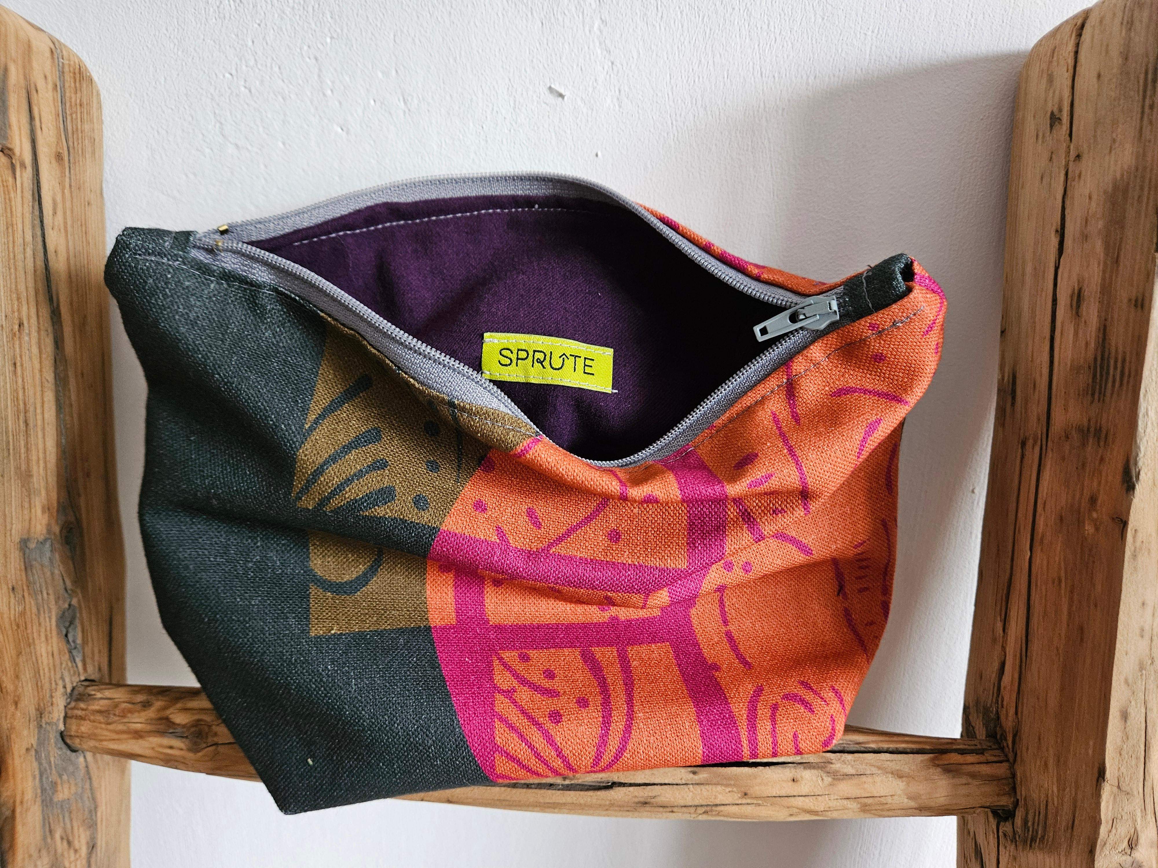 Kosmetyczka kolorowa II 2