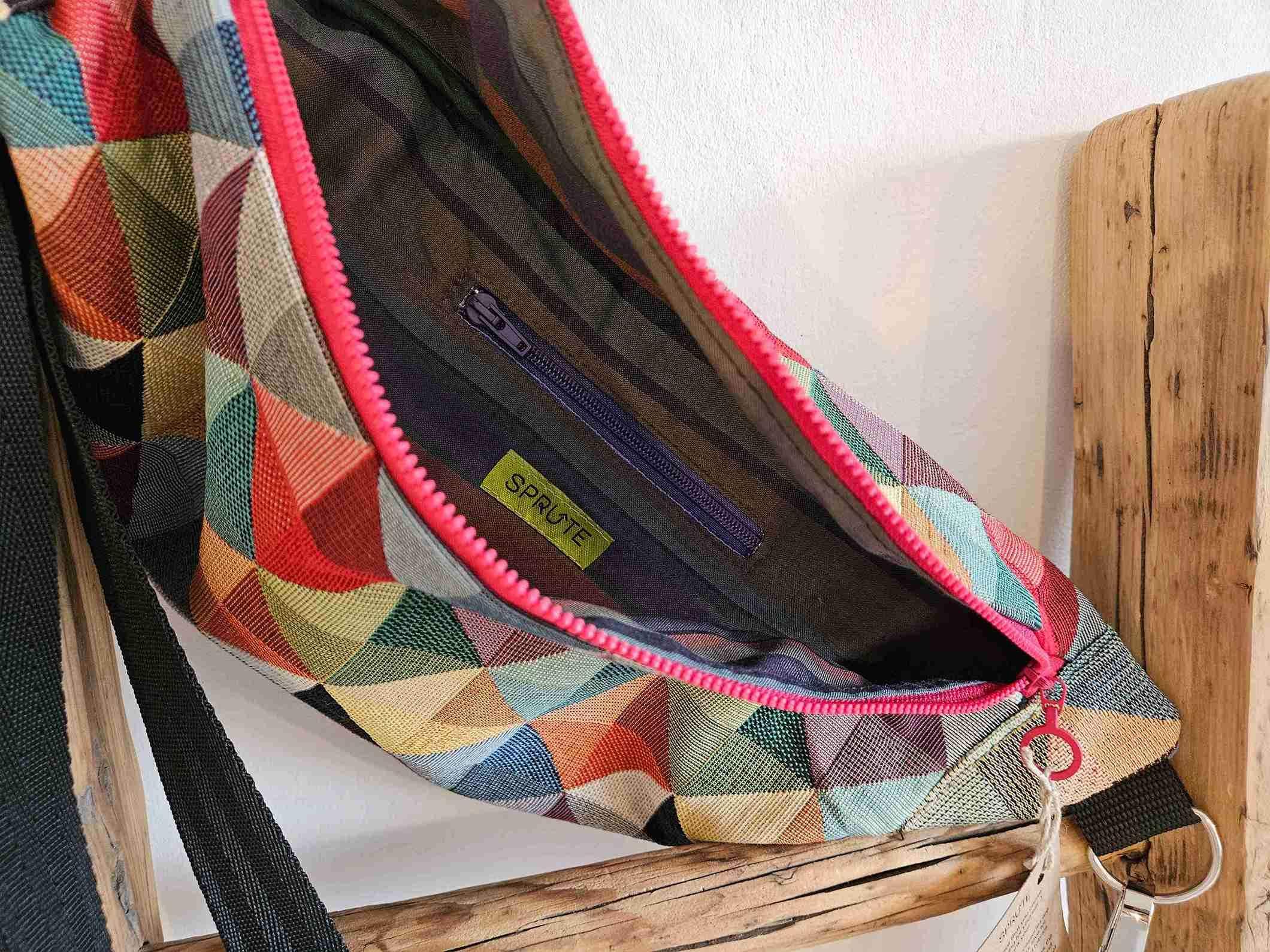 Nerka duża kolorowe trójkąty 3