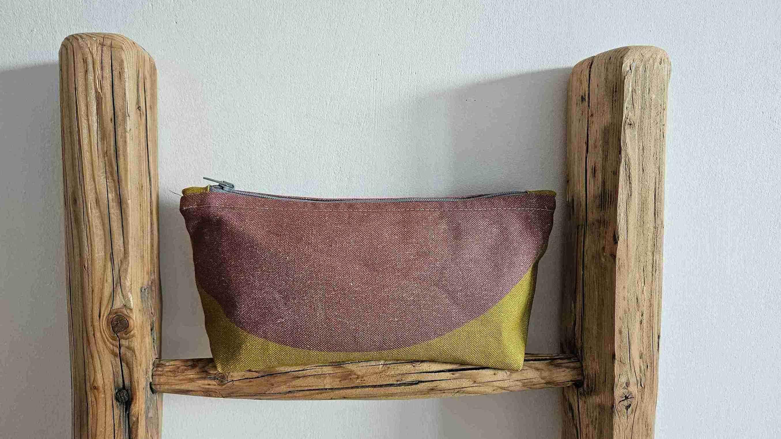 Kosmetyczka brudny róż 0