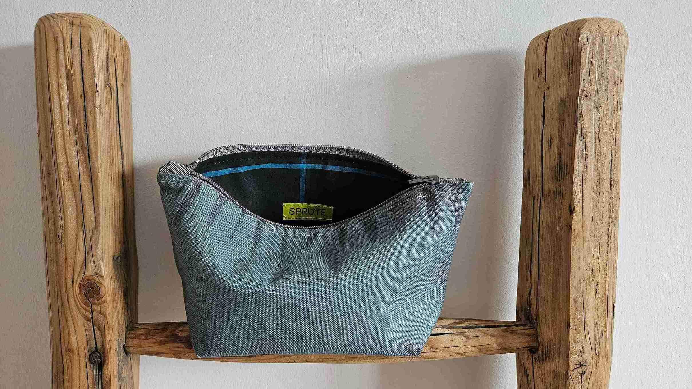 Kosmetyczka morska II 2