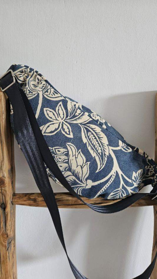 Nerka mała niebieska-kwiatki 1